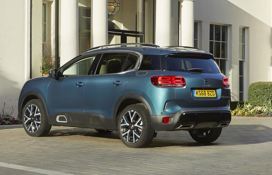 Citroen C5 Aircross 2018 года  (UK) (фото 12 из 46)